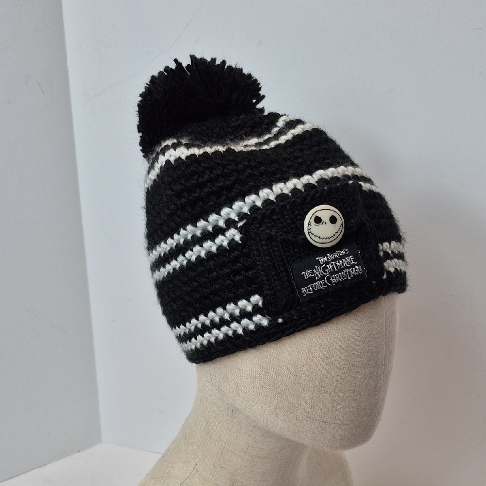 Disney Jack Skellington Pom Pom Beanie Tim Burtons Nightnare Before Christmas